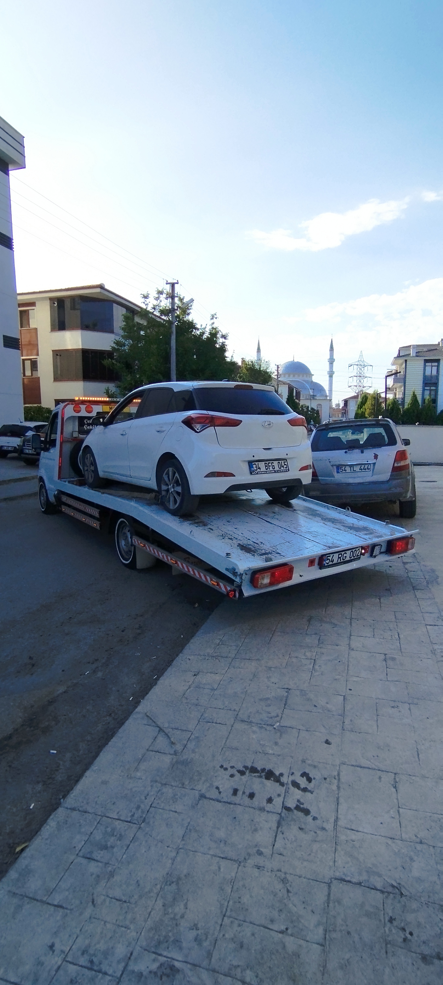 Sakarya oto çekici, Serdivan oto çekici, Sakarya oto kurtarma, Adapazarı yol yardım,online çekici, Sakarya kurtarıcı, Sakarya yol yardım 