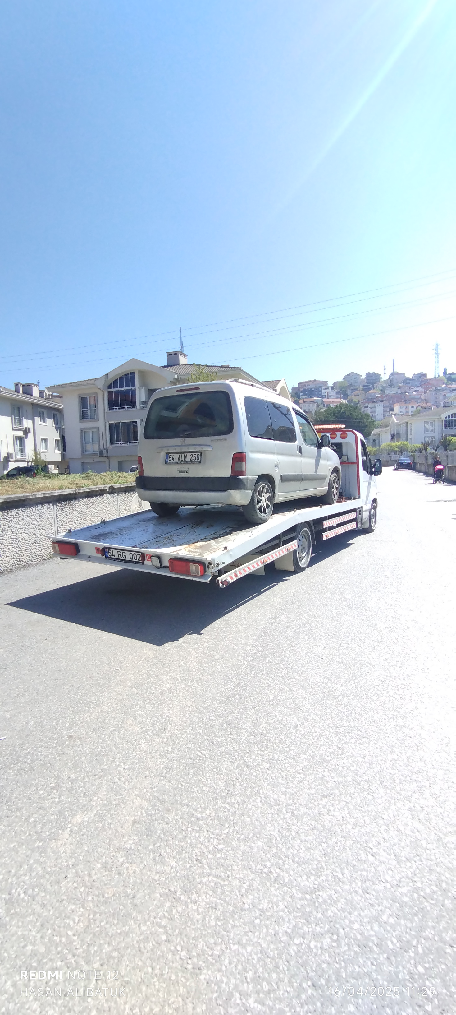 araba çekici, araba kurtarıcı,araba, yol yardım,araba kurtarma 